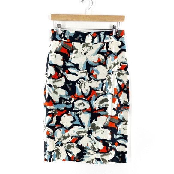 Milly Dresses & Skirts - Milly Floral Pencil Scuba Skirt in Gardenia Print